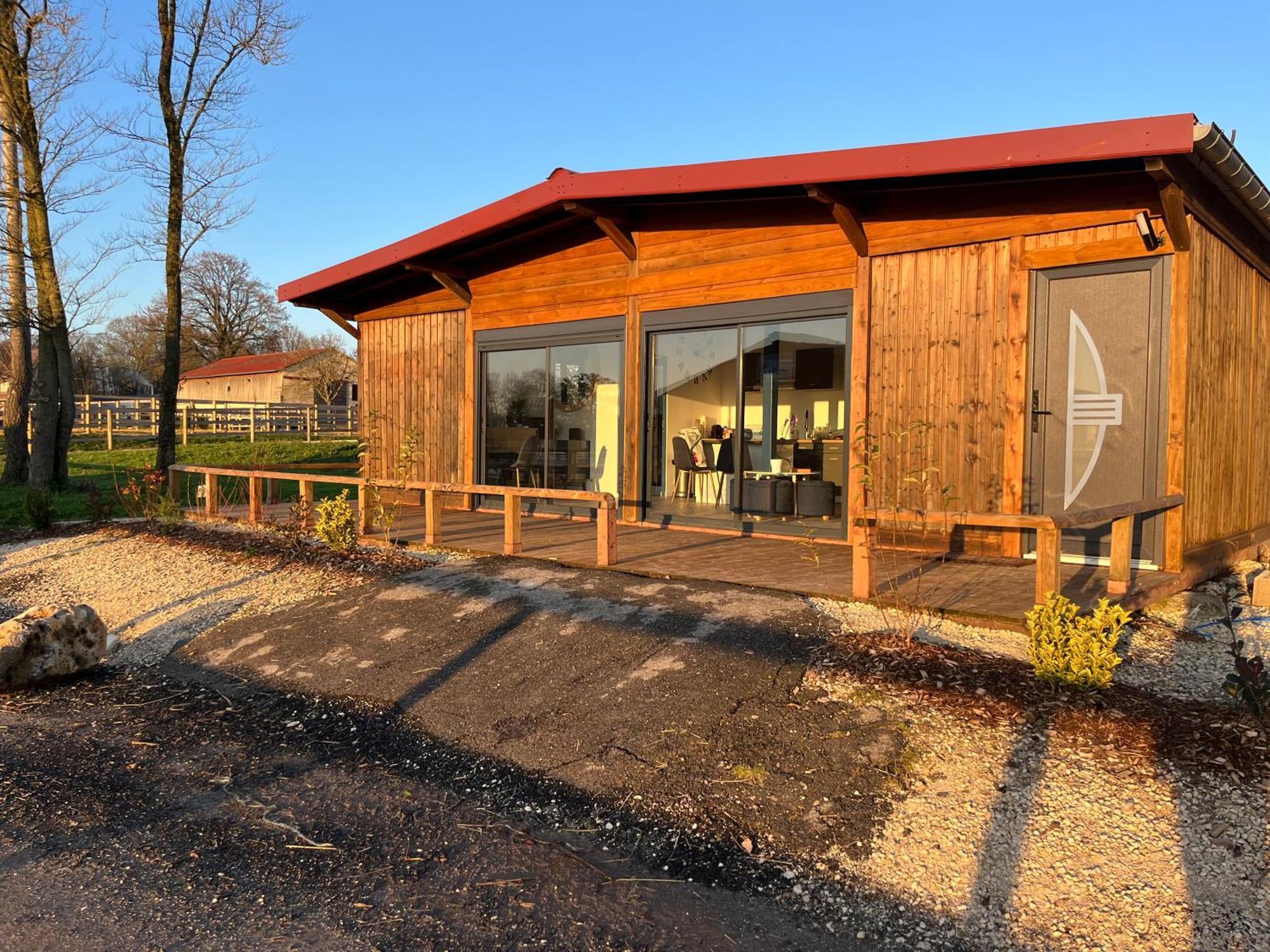 Petit Chalet Au Coeur De La Foret Proche Disney La Houssaye-en-Brie Eksteriør bilde